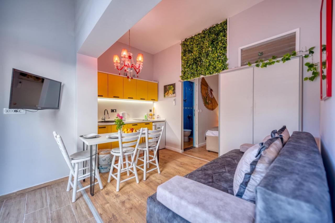 Apartments Vujosevic 蒂瓦特 外观 照片